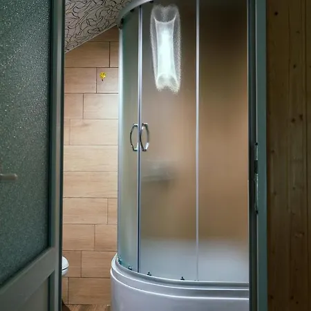 під соснами Krivorovnya